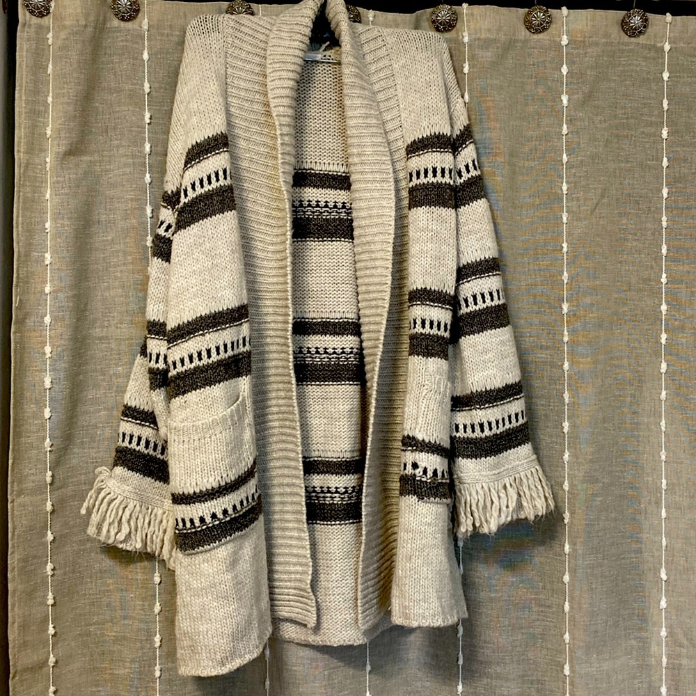 Beautiful cream and gray sweater
